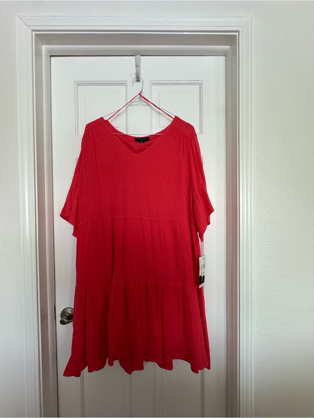 Perceptions Red Tiered V‑Neck Mini Dress
